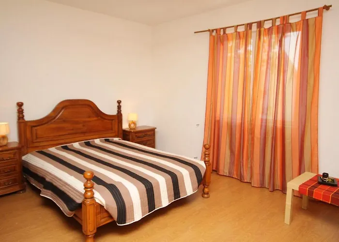 Family Friendly With A Swimming Pool Sveti Anton, Krk - 5291 Apartman
