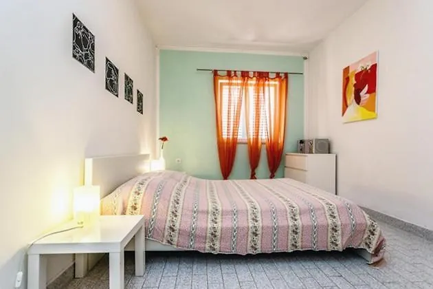 Apartman Family Friendly With A Swimming Pool Sveti Anton, Krk - 5291 Malinska