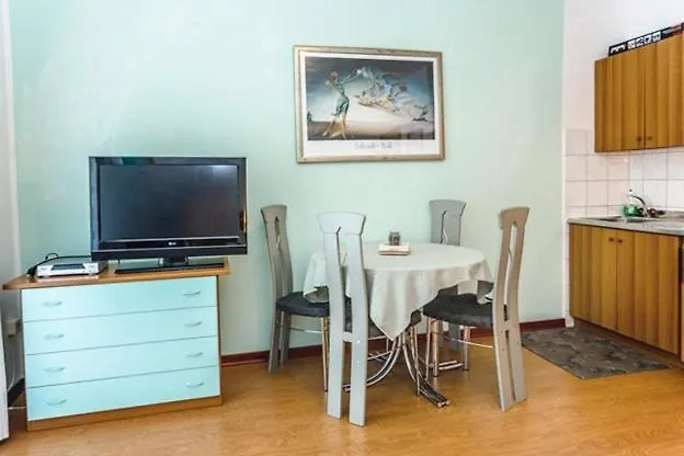 Family Friendly With A Swimming Pool Sveti Anton, Krk - 5291 Malinska