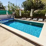Family Friendly With A Swimming Pool Sveti Anton, Krk - 5291 Apartamento