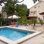 Family Friendly With A Swimming Pool Sveti Anton, Krk - 5291 Malinska