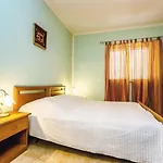 Apartamento Family Friendly With A Swimming Pool Sveti Anton, Krk - 5291